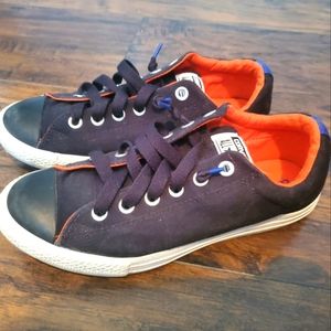 Converse All Stars Low Top Sneakers Shoes No Tie Lace Black Chucks size 5.5 boy